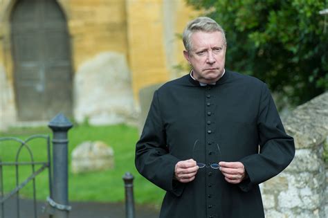 Pin von redactedoctnzhu auf Father Brown