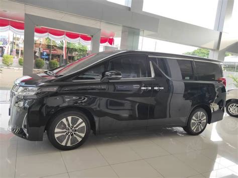 Ready All New Alphard Black Mobilbekas