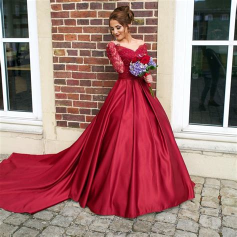 Burgundy Prom Dresses 2017 Long Sleeves A Line Long Prom Dress