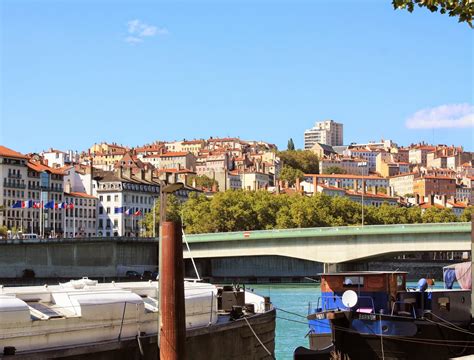 LYON LES QUAIS DU RHÔNE Mes Petits Carnets Blog Voyage Escapades