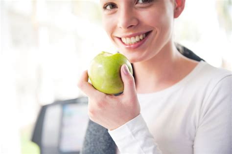 Bonnes Raisons De Manger Une Pomme Le Soir