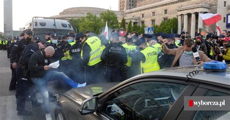 Wolność mediów Międzynarodowy alert ws zarzutów dla dziennikarzy Onetu