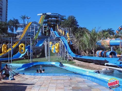 Conheça os toboáguas radicais do parque aquático Thermas dos Laranjais