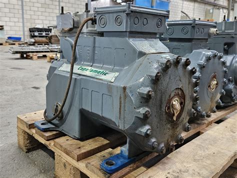 Used Dwm D Ds Ewl Semi Hermetic Reciprocating Compressor On