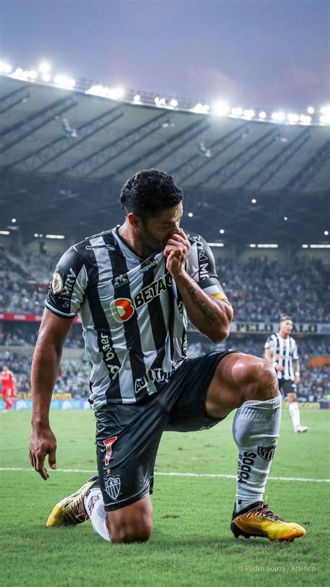 Hulk Galo Mg Galo Atletico Mg Camisa Do Galo Football Or Soccer