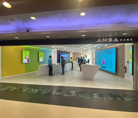 digital retail physical  digital store development