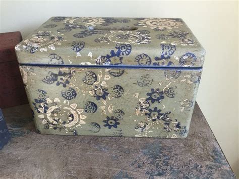 Wooden Box Painted With Annie Sloan Chalk Paint Furniture Makeover