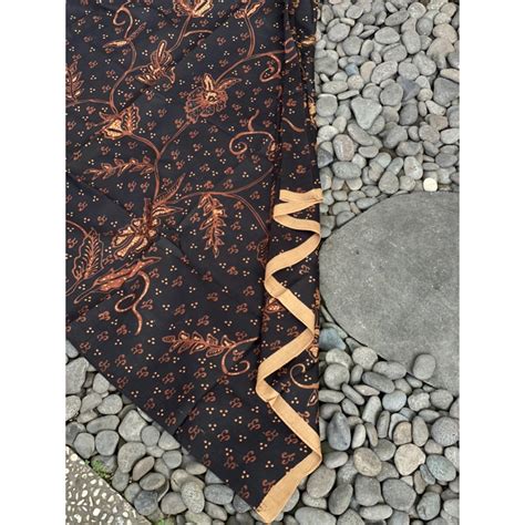 Jual Kamen Batik Lembaran Setengah Jadi Busana Bali Shopee Indonesia