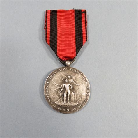 MEDAILLE DE L UNION DEPARTEMENTALE DES SAPEURS POMPIERS DE LA LOIRE