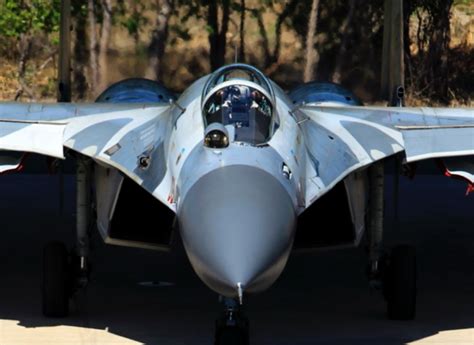 Hawk Dan Sukhoi TNI AU Latihan Tempur Di Malang