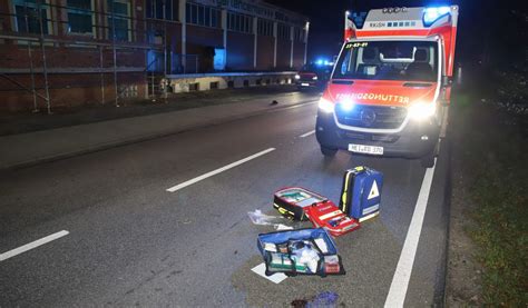 Schlimmer Unfall Junge Frau Von Auto Erfasst Lebensgefahr Mopo