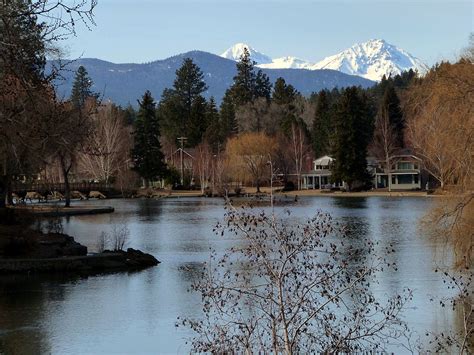Mirrorpondandmiddleandnorthsisters Bendoregon Coffman Vision