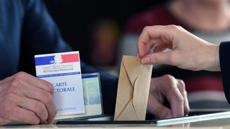 Les Français mobilisés pour une élection incertaine ladepeche fr