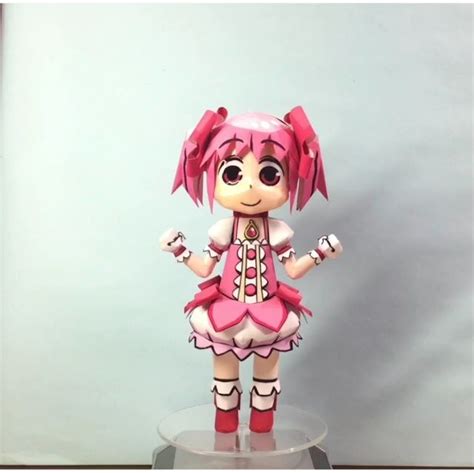 Madoka Senpai Papercraft Model By Kujira Paper Crafts Paper Dolls