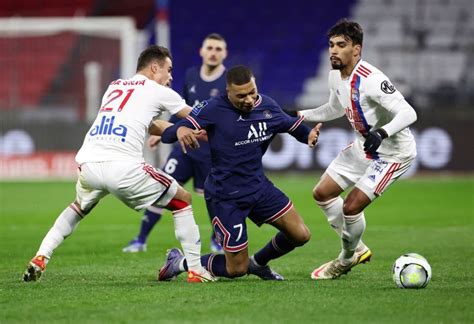 Hasil Olympique Lyon Vs PSG Di Liga Prancis 2021 2022 Lionel Messi