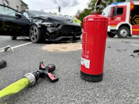 Fw Alpen Verkehrsunfall Mit Zwei Pkw Presseportal