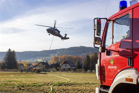 Khd Einsatz Waldbrand In Hirschwang An Der Rax Freiwillige