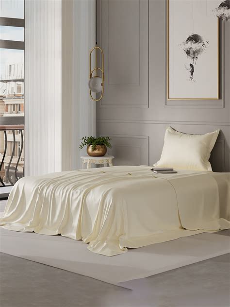 Buy Stoa Paris Date Night Beige 300 TC Flat Single Bedsheet With 1