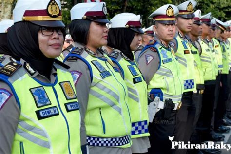 Operasi Ketupat Amankan Jelang Dan Sesudah Lebaran Polri Kerahkan