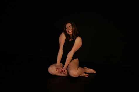 Noir Aleya Sun VR Porn Video VRPorn