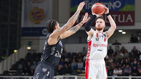 Lba La Gallery Di Trento Varese Pallacanestro Varese