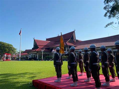 Peringati Hari Jadi Ke 66 Provinsi Kalteng Pemkab Kobar Gelar Upacara