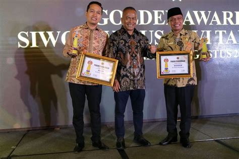 Penghargaan Siwo Golden Award Diterima Oleh H Mohan Roliskana