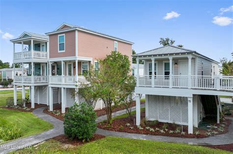 215 E 2nd St 34a Pass Christian Ms 39571 Mls 4051692 Trulia
