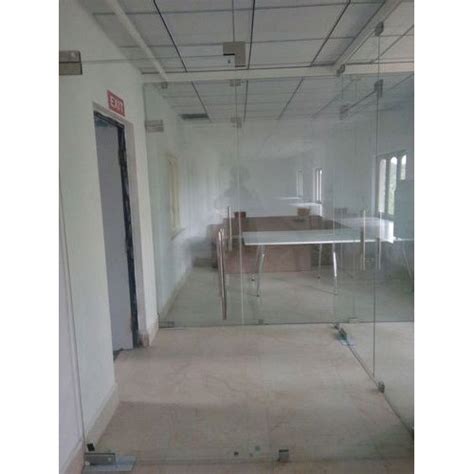 Plain Frameless Glass Partition For Ozone Patch Fitting Size Dimension 4 X 9 5 X 9 At Rs