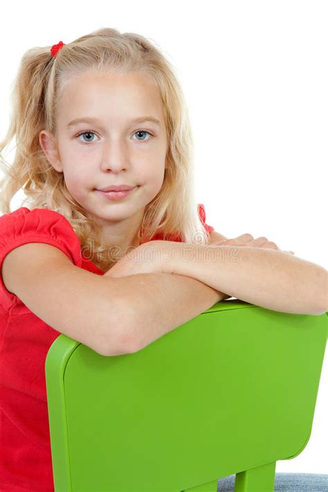 Het Meisje Van De Blonde Stelt Stock Afbeelding Image Of Kind Uitziend