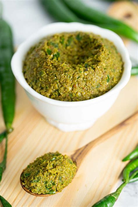 Thai Green Curry Paste Recipe Authentic And Easy Cooking With Nart Recipe Green Curry