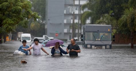 After A Deluge Floods Streets South Florida Braces For More Rain DNyuz