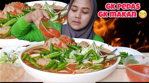 BAKSO URAT JUMBO EXTRA SAMBAL SEMANGKOK PAKAI RAWIT Asmr Mukbang