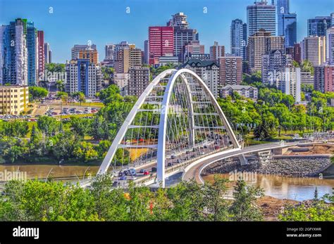 Edmonton river valley trees hi-res stock photography and images - Alamy