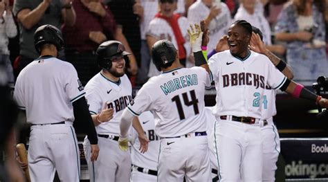 Diamondbacks Make MLB Postseason History With Four Home Runs In One