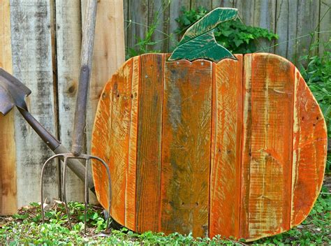 Rustic Wood Pumpkins Set Of 3 Pallet Wood Halloween Decor Etsy