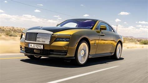 Pesanan Mobil Listrik Rolls Royce Antre Panjang Hingga 2025