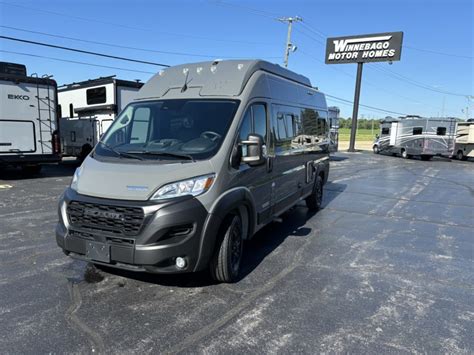 2025 Winnebago Solis 59p