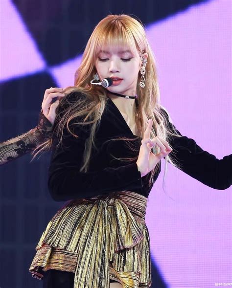 [190105] Blackpink Lisa At The 33rd Golden Disc 💕 Blackpink Lisa