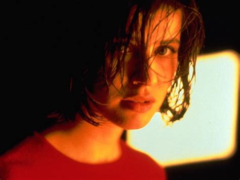 Three Colors Red 1994 Streaming Watch And Stream Online Via Hbo Max