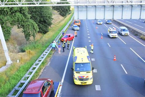 Gewonde Bij Ongeval Op Snelweg Rijksweg A12 L 107 5 In Ede