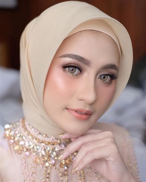 Cara Makeup Simple Untuk Bertunang Saubhaya Makeup