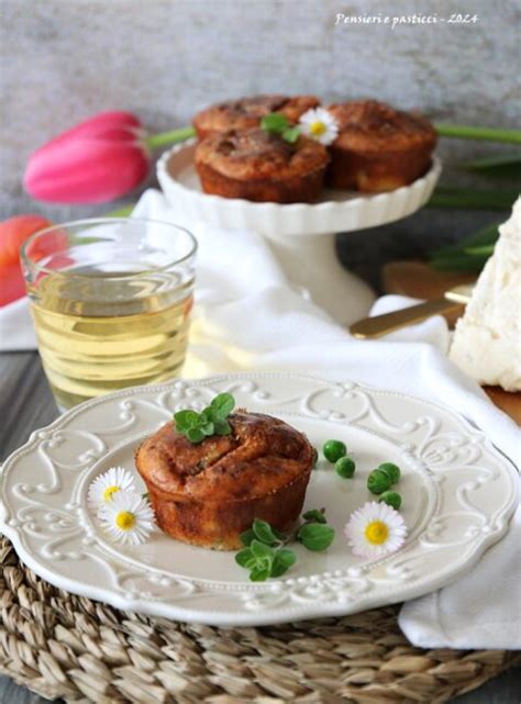 Muffins Salati Al Gorgonzola E Noci Per Il Buffet Delle Feste