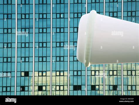 Abu Dhabi Cannon Square Hi Res Stock Photography And Images Alamy