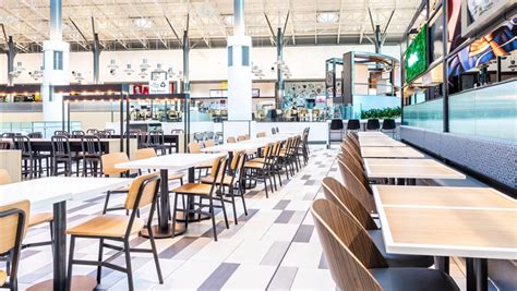 CF Chinook Centre Dining Hall Renovation - Zeidler Architecture