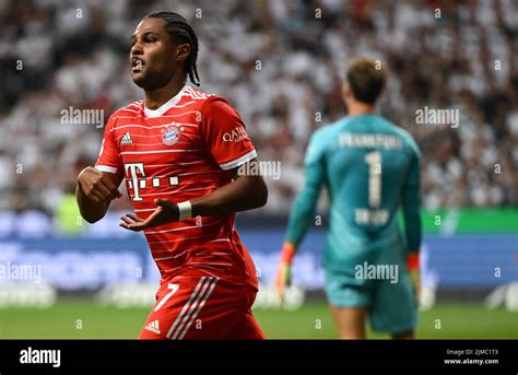 Serge David Gnabry Fc Bayern Munchen Hi Res Stock Photography And