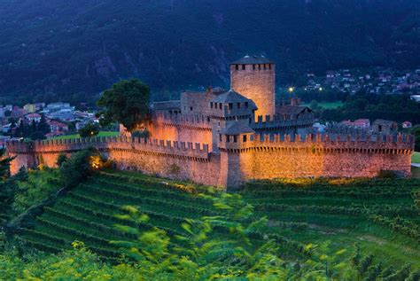 Unesco Welterbe Schweiz Burgen Von Bellinzona Bergwelten