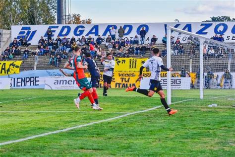 Ganó Santamarina en el debut de Botella Goleó 4 a 1 a Círculo