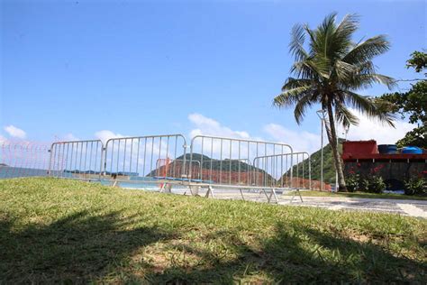 Fase Emergencial Prefeitura De Guaruj Come A A Cercar Praias Di Rio