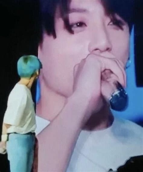 Taekook Daily On Twitter These Pics 💔🙁